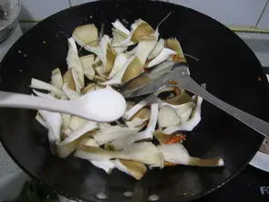 猪肚菇怎么做好吃 猪肚菇怎么做好吃简单