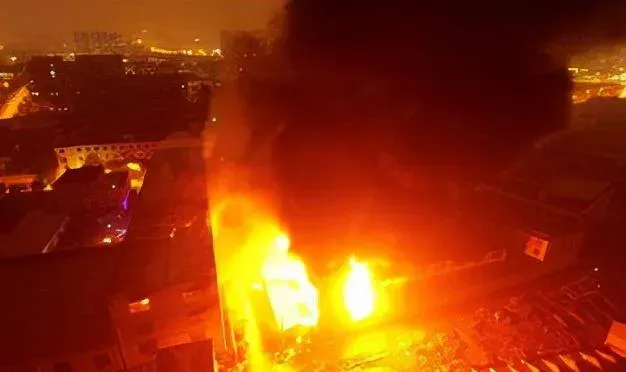 惊天救援是天津爆炸吗 天津港爆炸牺牲了多少位消防员