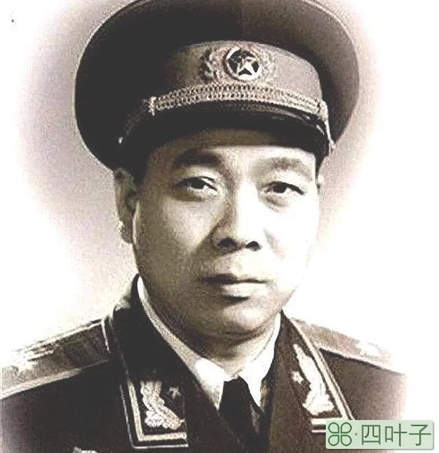 新中国最年轻的将军：一个17岁成为师政委，一个21岁担任军团长