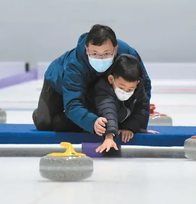 中国冰雪运动实现跨越式发展——外国冰雪企业看好中国市场