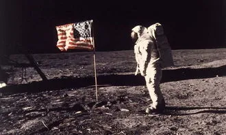 中国至今没有人登月吗,中国也要载人登月：月球上没有发射台，登月飞船将如何返回？