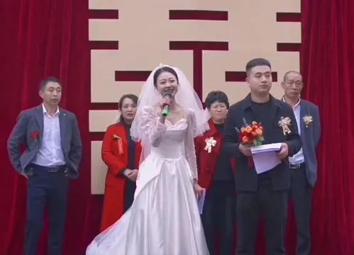 新娘自己主持婚礼省下万元,胶州推出免费“汉式婚礼”，一次就能省五六万元
