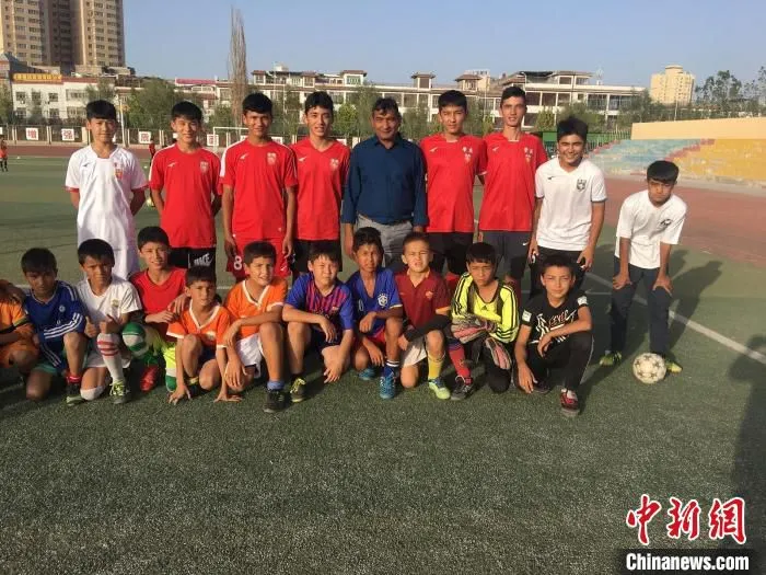 超200人在国内俱乐部踢球，新疆喀什因何能培养足球人才