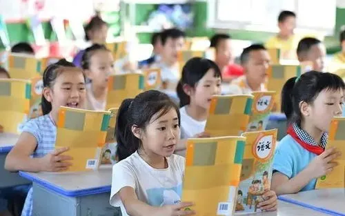 2021年小学课本会改版吗,关于《刘胡兰》再一次进入人教版小学语文课本一说