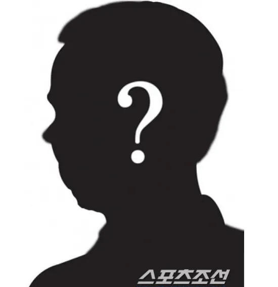 26岁2010年出道的韩国男团成员A某是谁？A某涉嫌性侵的个人资料