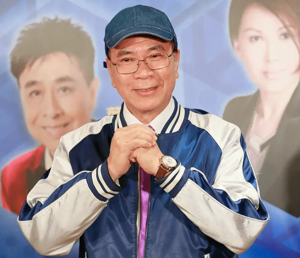 72岁TVB男星将迎娶36岁女友：7套房产已转给她