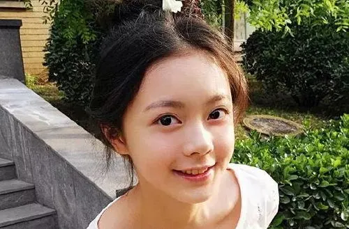 赵今麦为什么在董子健公司 董子健为了阴阳调和孙怡结婚