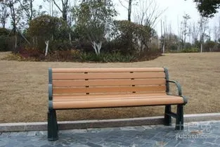 在公园长椅上怎么做,在公园看到一条钢板长椅，用SolidWorks把它画出来