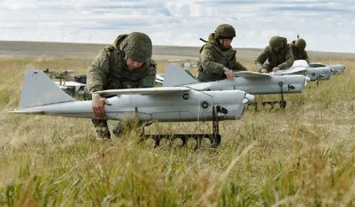 俄军使用中国无人机,俄军用无人机打击乌军目标，技术来自以色列，为何不用中国无人机