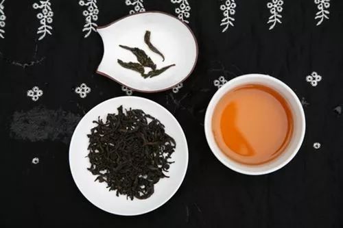 肉桂茶是什么茶种,肉桂属于红茶还是绿茶？