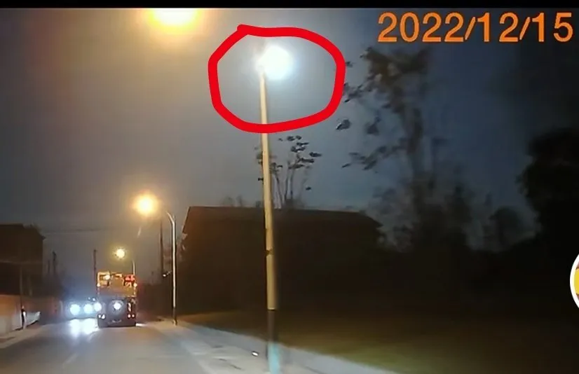 杭州上空不明燃烧物 杭州火球是什么 杭州陨石降落视频是真的吗
