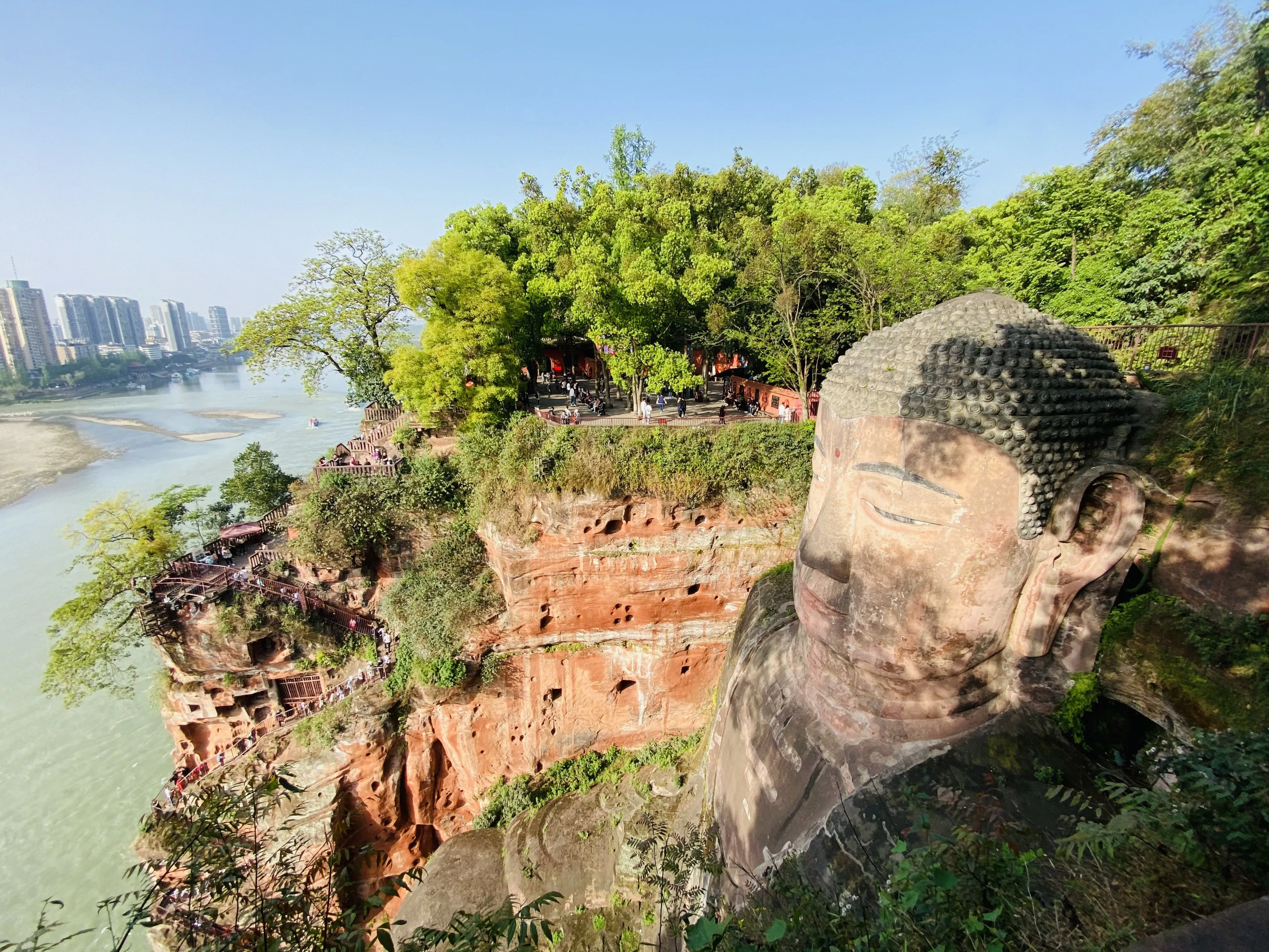 乐山大佛主要景点介绍(乐山大佛主要景点有哪些)