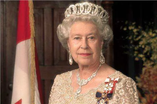 伊丽莎白二世全名 英国女王头衔全称 为什么叫伊丽莎白二世
