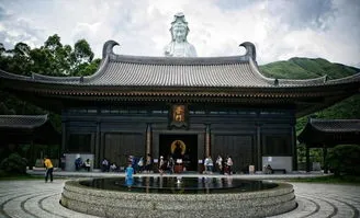 李嘉诚在香港建的寺庙叫什么名字 李嘉诚在香港建的寺庙叫什么名字来着