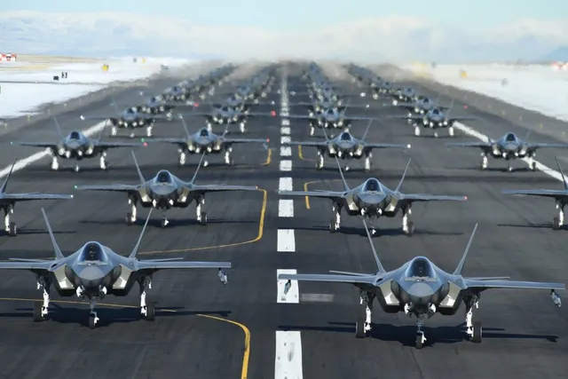 美空军宣布F35机队暂停飞行  美空军宣布F35机队暂停飞行与佩洛西窜台有何关联