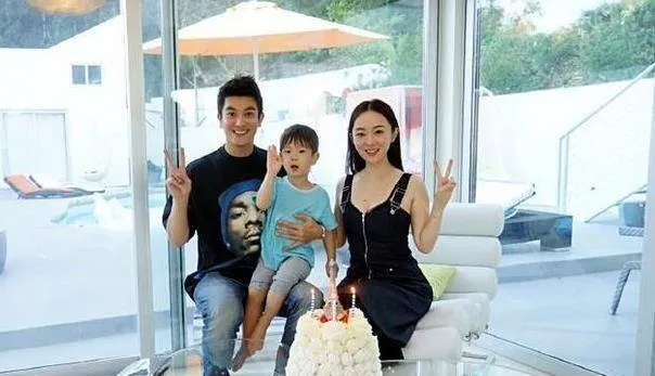 他宠了霍思燕2年，最后却输给杜江，如今结婚生子后大变样