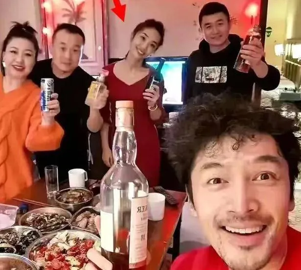 胡歌老婆黄曦宁近照流出，现在我知道胡歌为什么要娶她了