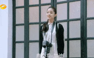 长着一张女王脸，她凭什么演出“傻白甜”天花板？