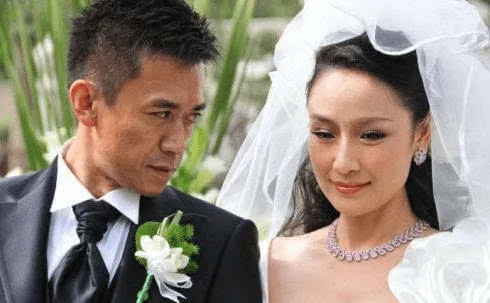 王学兵对第一任妻子承诺补办婚礼，谁知还没来得及举办却离了婚