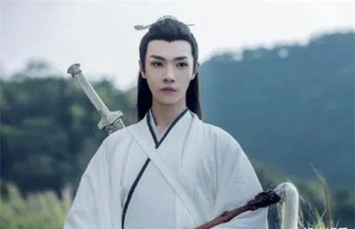 《陈情令》中温润如玉的晓星尘新剧来了，看造型就让人期待！