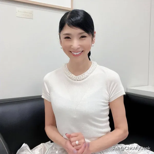 当年，她可是宝冢纯情第一女主！62岁还被叫奇迹美魔女