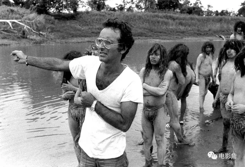 《食人族大屠杀》导演鲁杰罗·迪奥达托去世，享年83岁