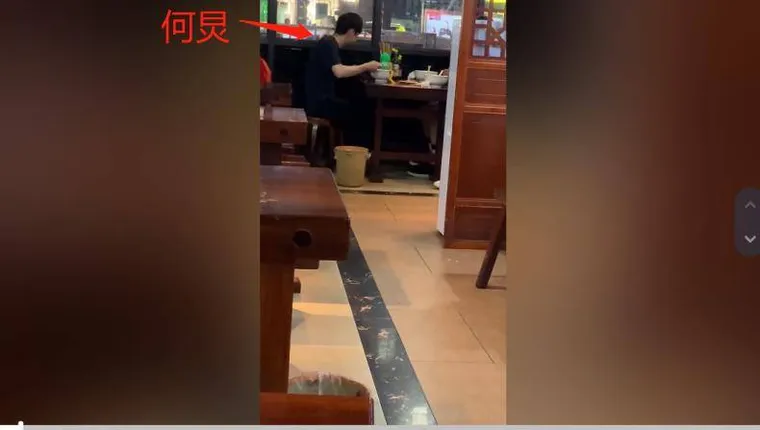 何炅路边小店吃米粉被偶遇！大口狂吃没架子，面碗比脸还大一圈