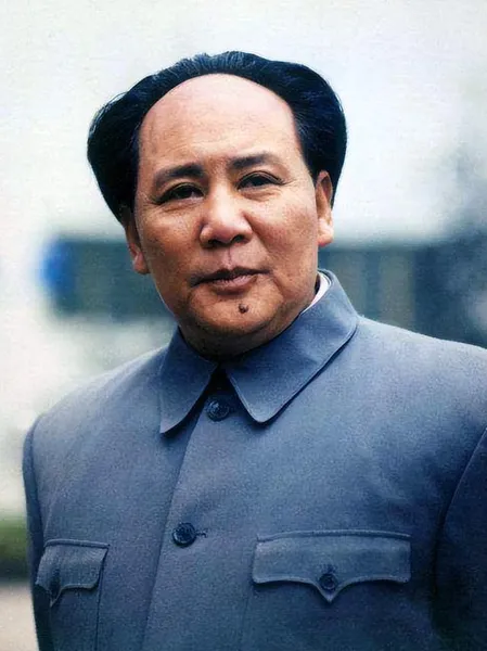 1989年古月参加国庆宴会，杨尚昆向其建议：毛主席应该再潇洒一些