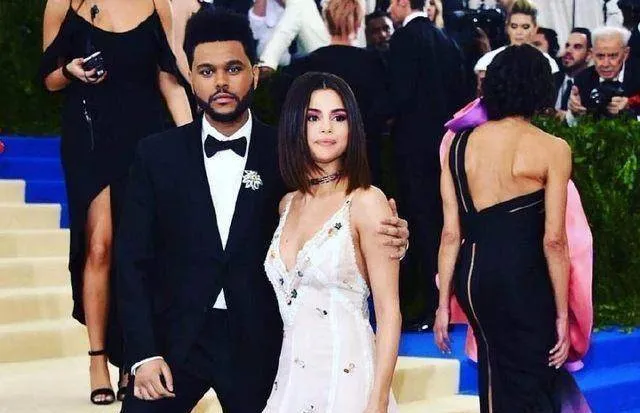 Selena与JustinBieber终于世纪复合