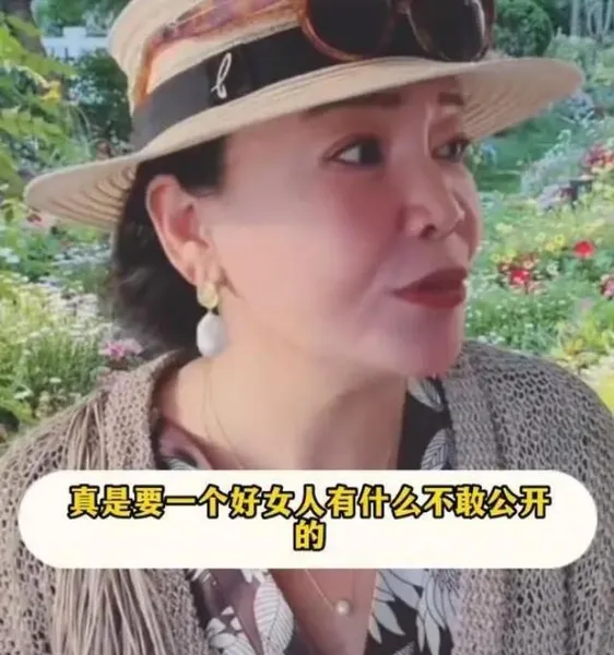 汪小菲不肯分手，连夜敲女友家门，张颖颖斥张兰：忘了你喊我宝贝