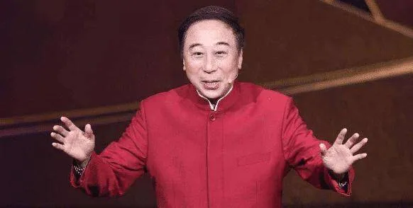 “偷偷当了大官”的5位明星，冯巩已经够厉害，没想到他却是州长