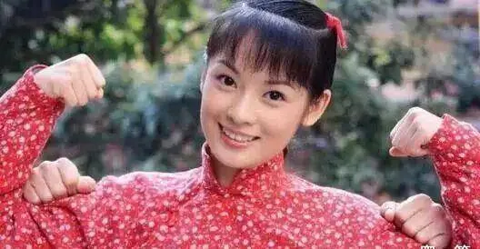 广东湛江美女郑钤丹减肥成功，33岁的她早已不再是当年的阿香了