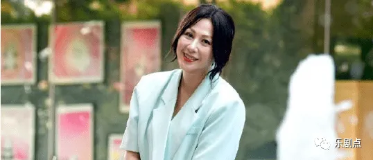 无惧TVB女一演到做人阿妈！​56岁香港女星江欣燕入行38年 ，最紧要好玩