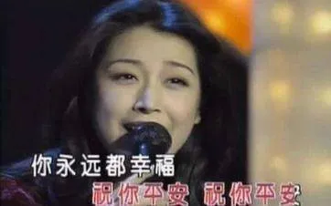 歌手孙悦12岁儿子，游泳成绩出众，荣获3轮比赛第一名