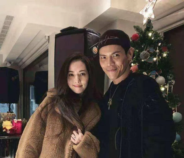 嫁入豪门，同时也嫁了个“妈宝男”的郭碧婷，会幸福吗？