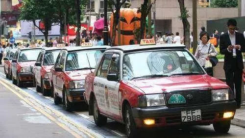 盘点3大TVB小花因遭拒载、零钱被嫌弃，网络公审低素质出租车司机