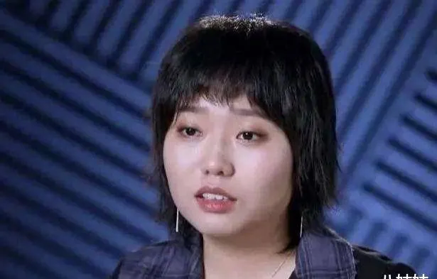 王建国绯闻“女友”李雪琴，凭啥赢过一群专业的脱口秀演员