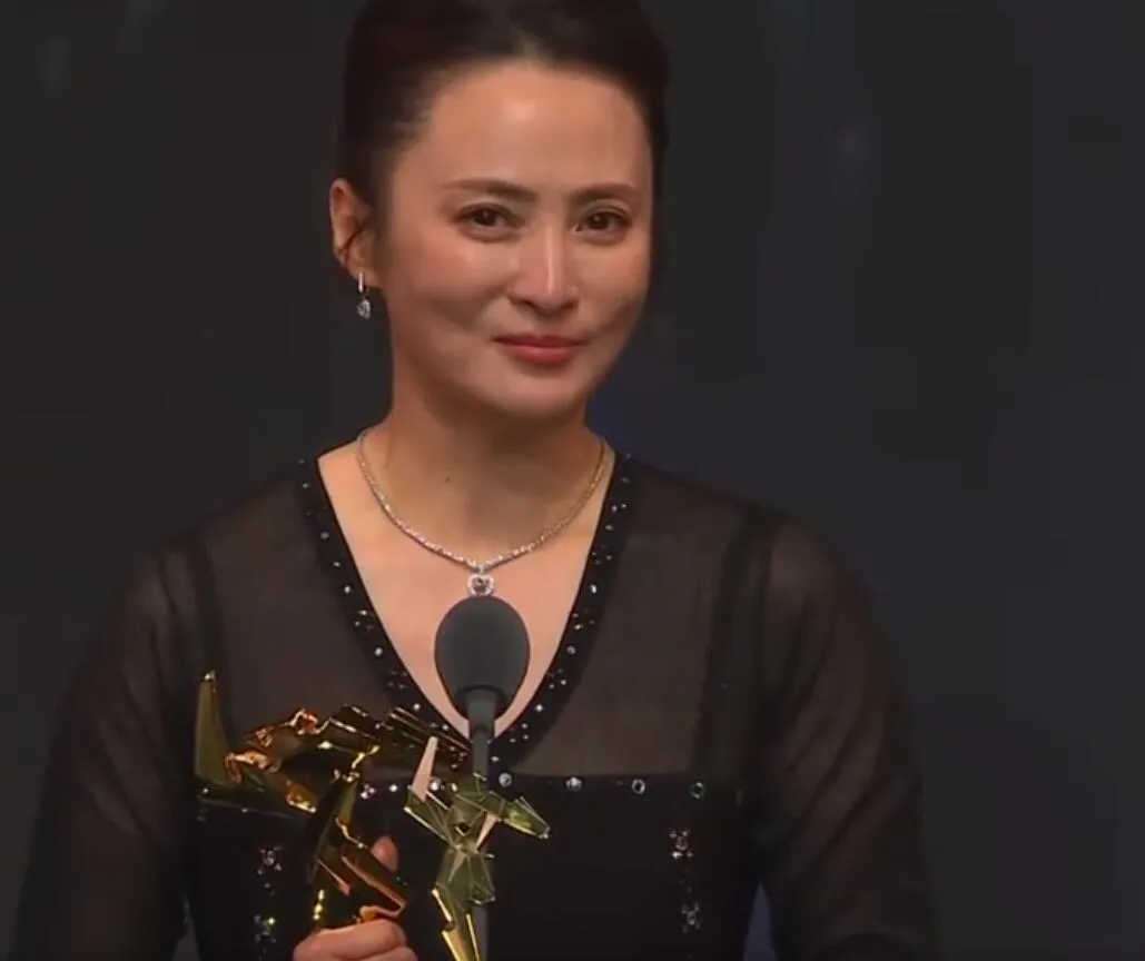 蒋勤勤获亚洲电影大奖最佳女主角 感谢吴磊和陈建斌