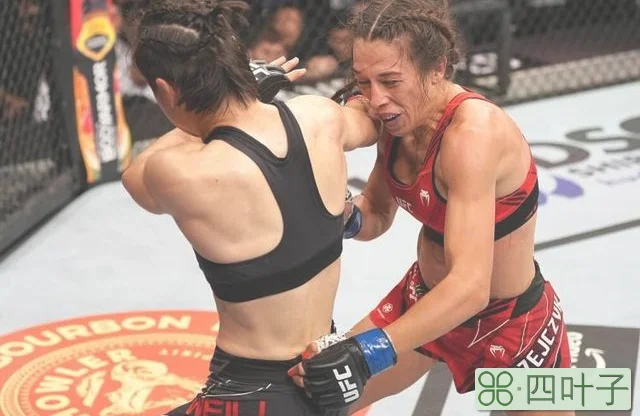 ufc张伟丽比赛直播（UFC张伟丽神龙摆尾KO乔安娜 重获金腰带挑战权）